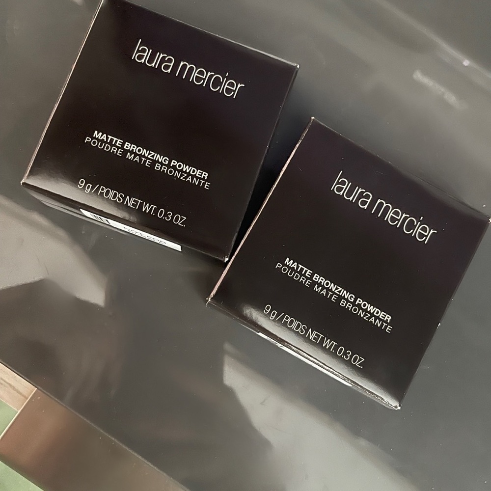 (TWO) New Laura Mercier Matte Bronzing Powder